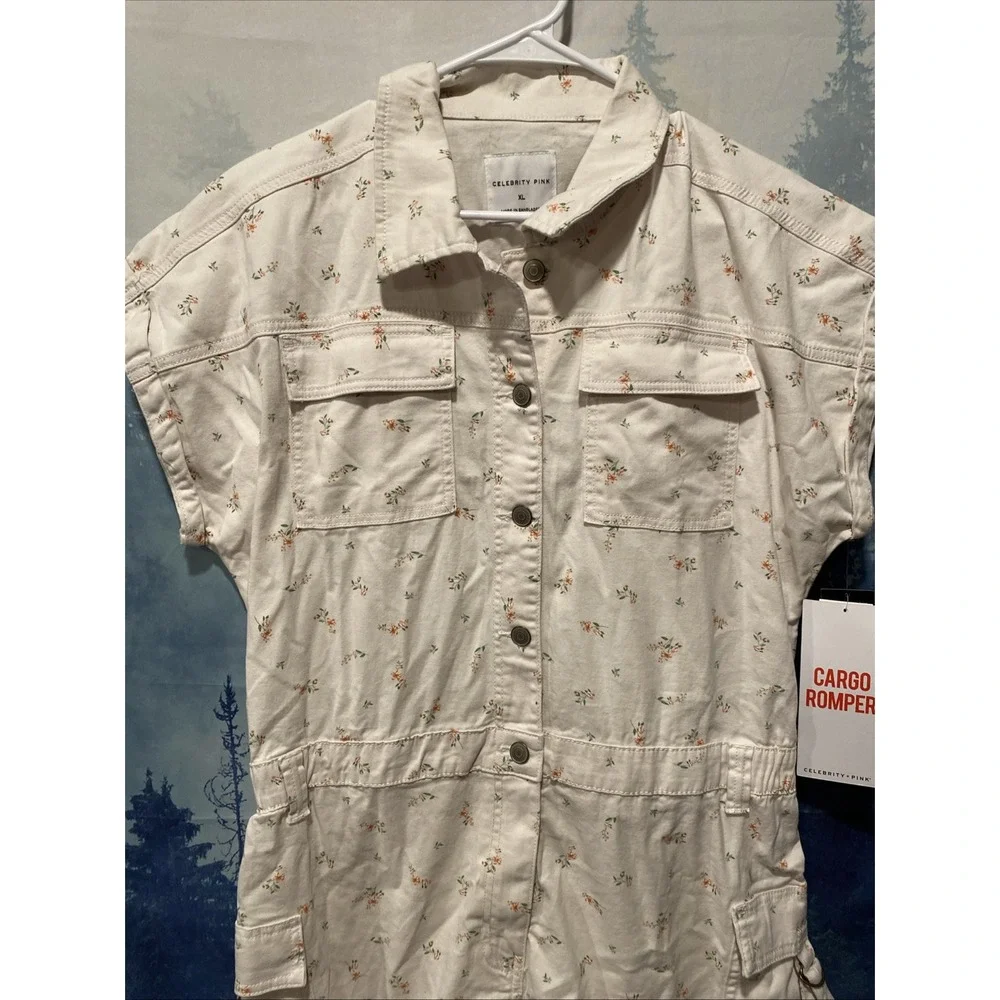 Celebrity Pink‎ Cargo Romper Size XL